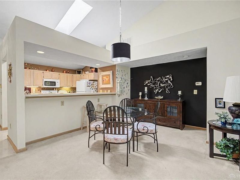 83 Pheasant Run Circle, Springboro, OH 45066 Photo 10
