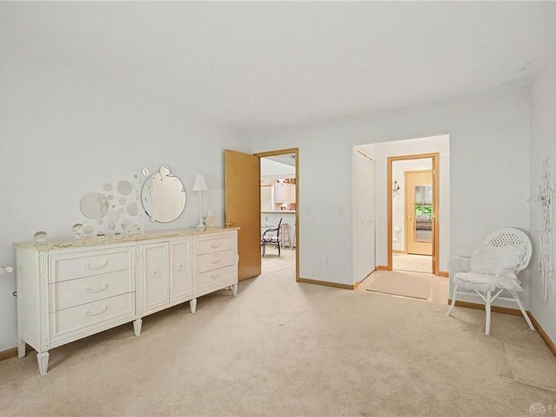 83 Pheasant Run Circle, Springboro, OH 45066 Photo 16