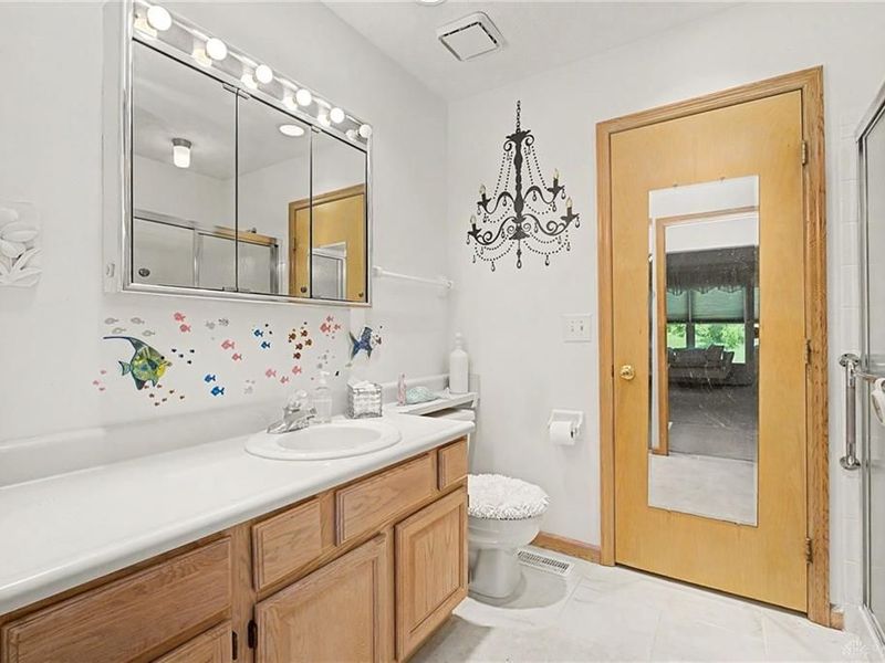 83 Pheasant Run Circle, Springboro, OH 45066 Photo 18