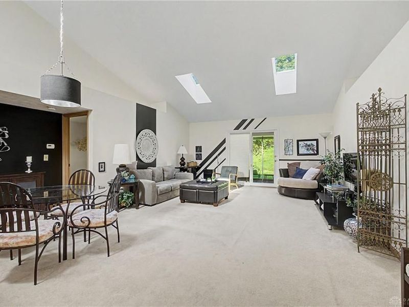 83 Pheasant Run Circle, Springboro, OH 45066 Photo 9