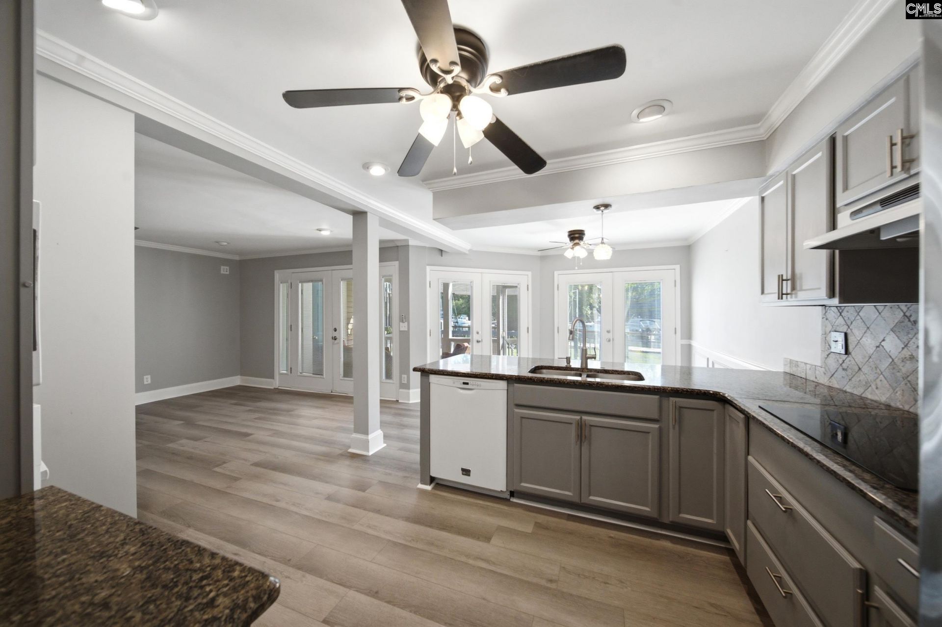 238 Shoreline Drive  Photo 11