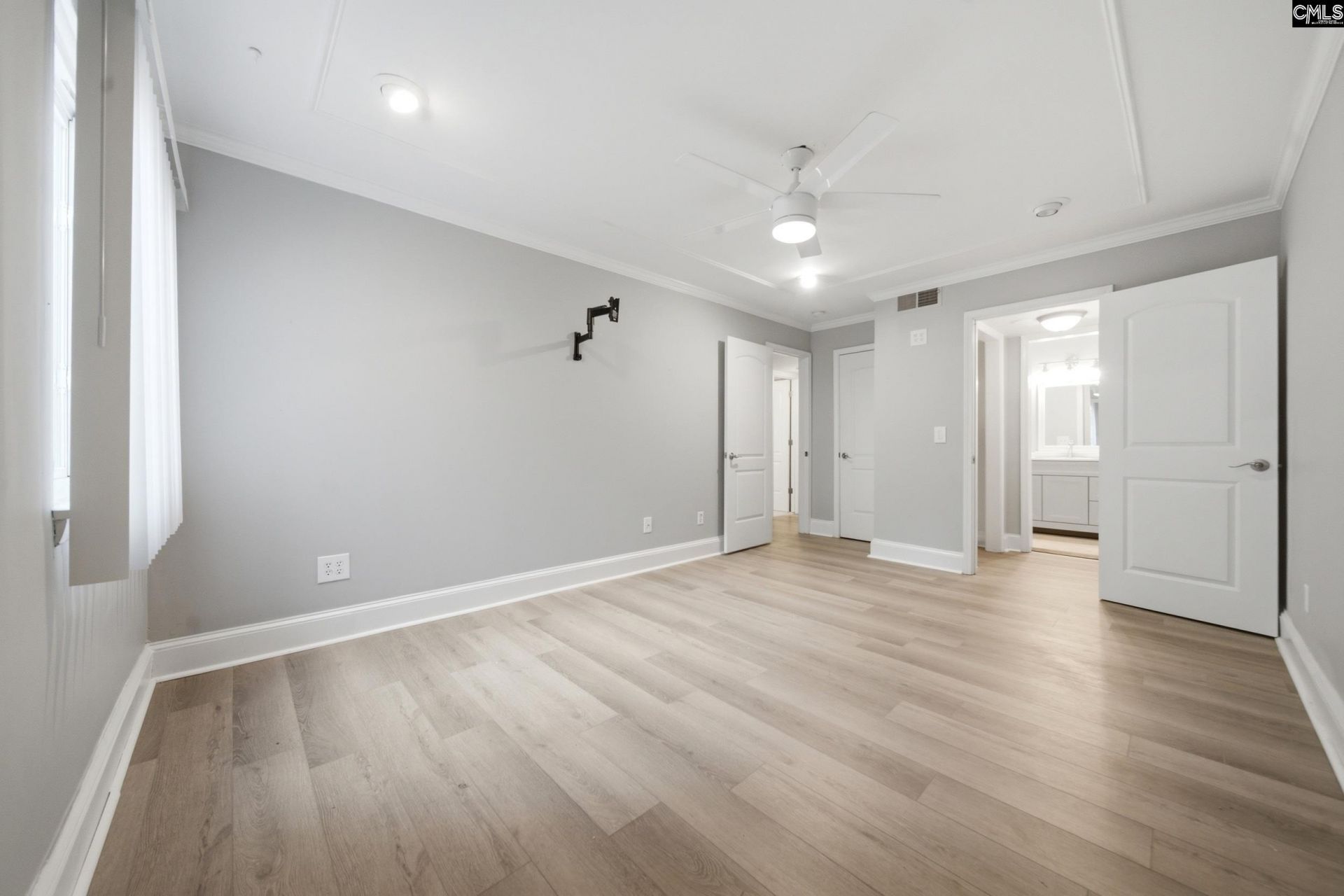 238 Shoreline Drive  Photo 14