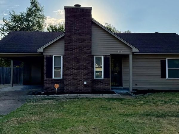 1402 Dover Road, West Memphis, AR 72301