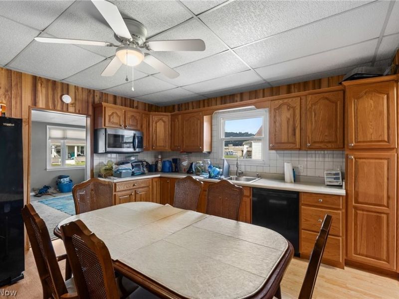 226 W 42nd Street, Shadyside, OH 43947 Photo 7
