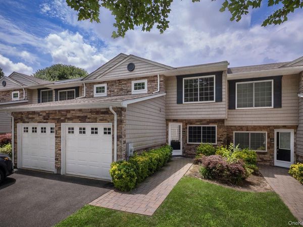 2505 Townhouse Drive , Unit 2505, Coram, NY 11727