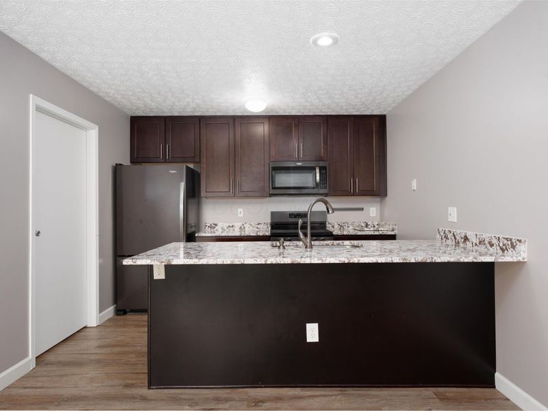 4667 Hobson Drive, Unit 11E, Columbus, OH 43228 Photo 16
