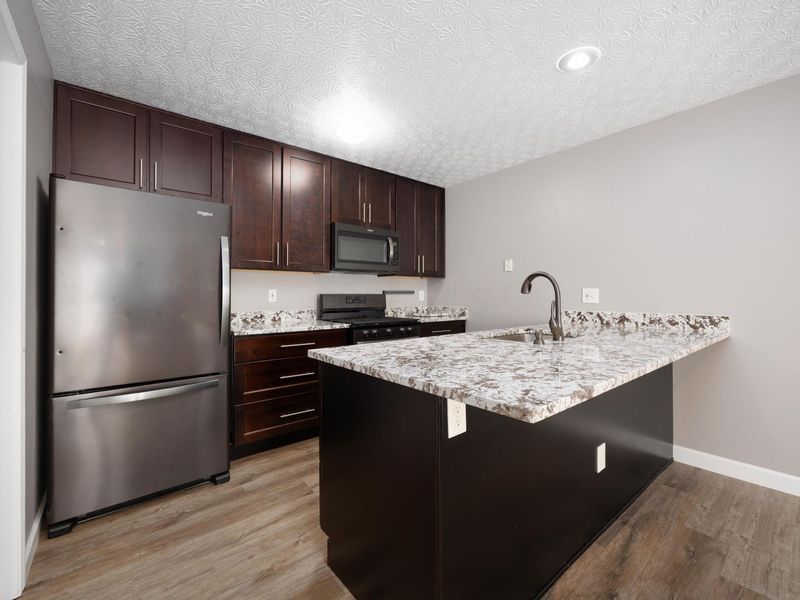 4667 Hobson Drive, Unit 11E, Columbus, OH 43228 Photo 17