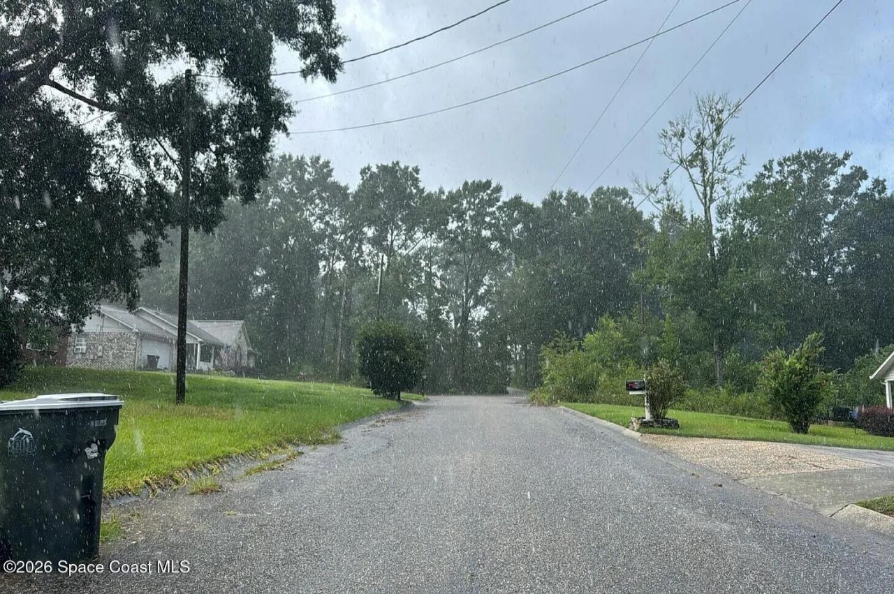 1013 Rachel Circle , Cantonment, FL 32533 Photo