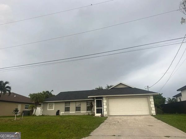 2713 SW 22nd Avenue, Cape Coral, FL 33914