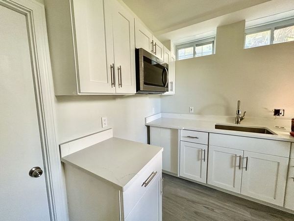 21 Olsen Road, Unit 1, Peabody, MA 01960