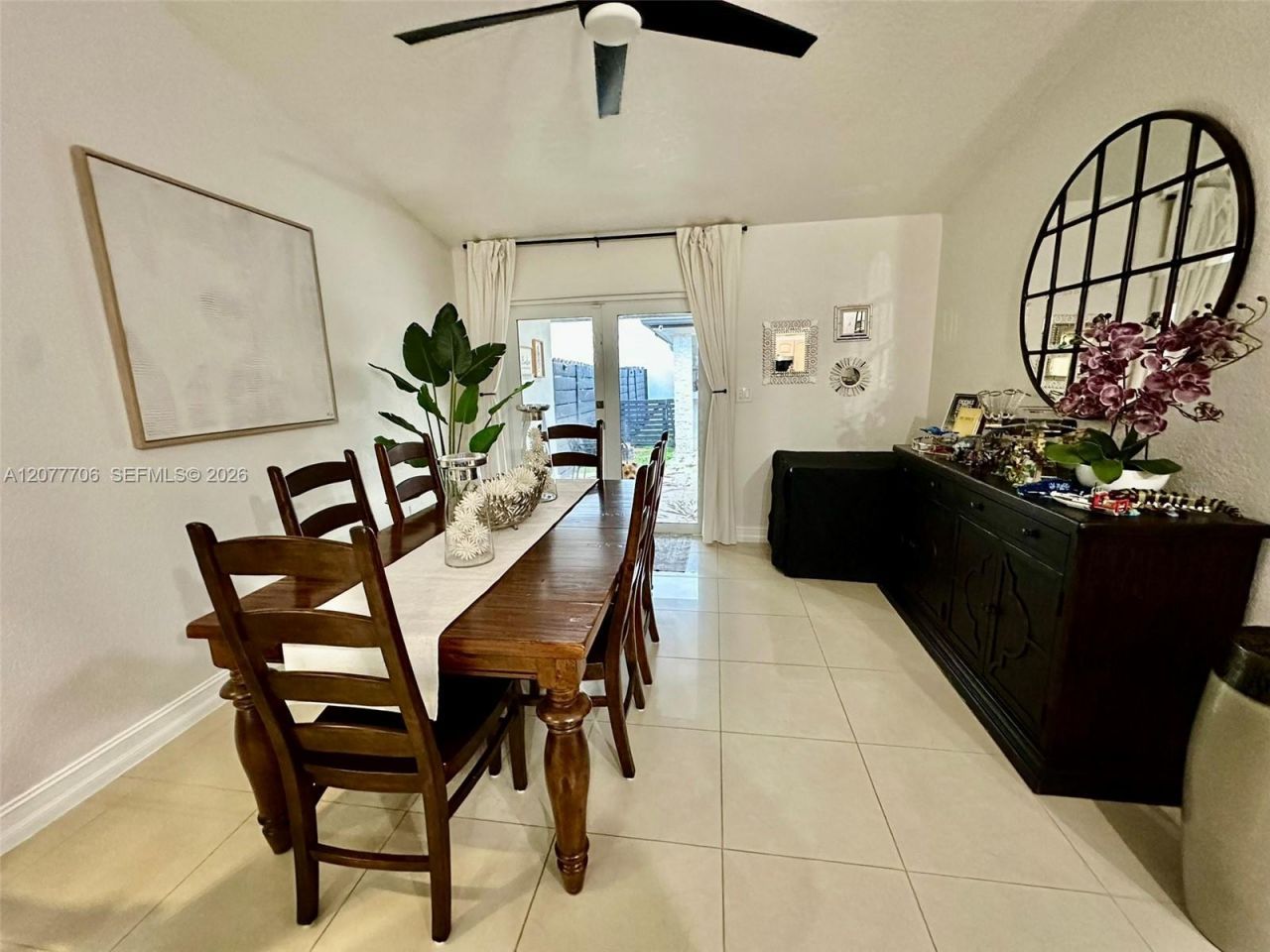 9021 NW 150th Ter, Miami Lakes, FL 33018 Photo