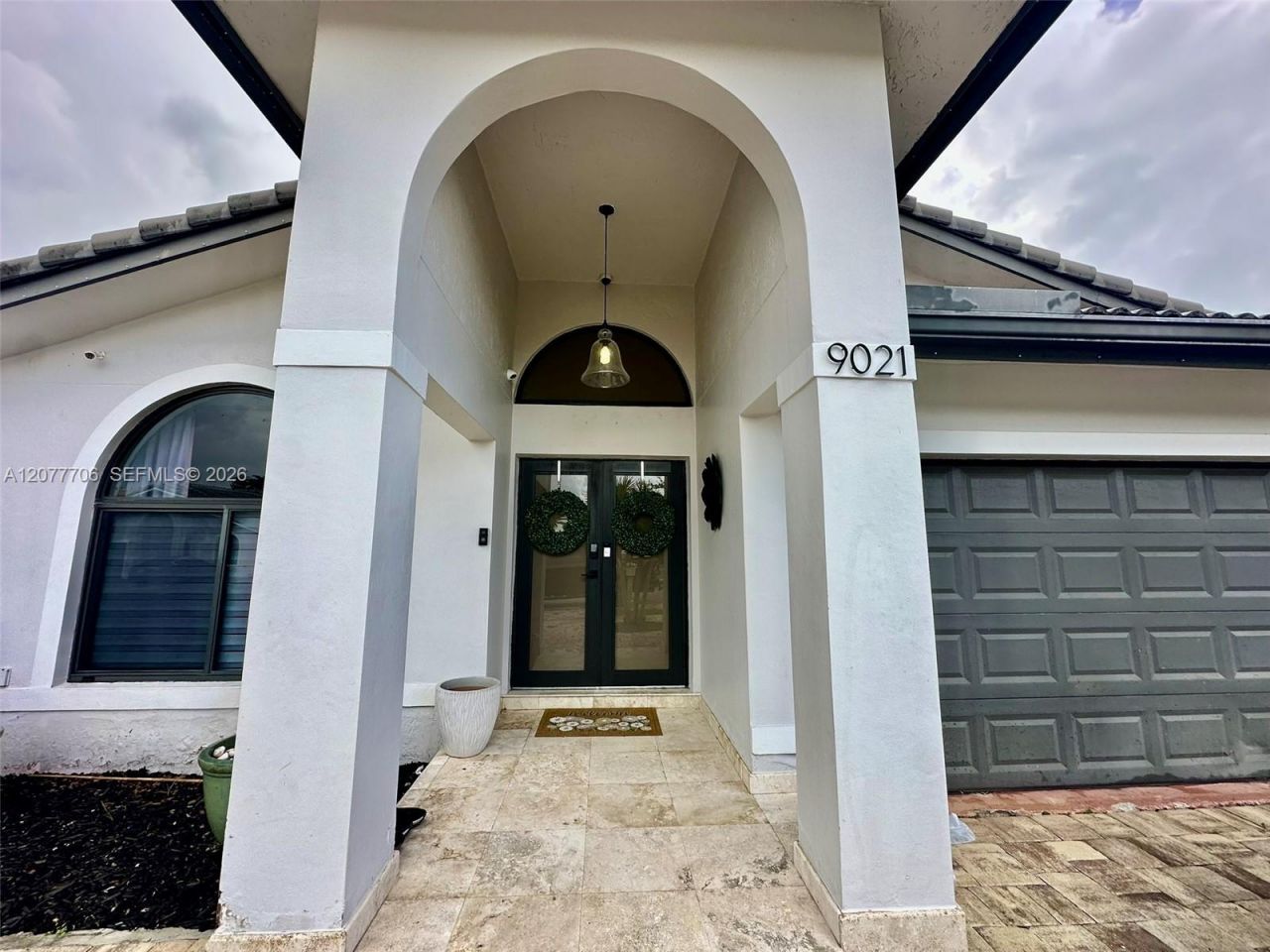 9021 NW 150th Ter, Miami Lakes, FL 33018 Photo