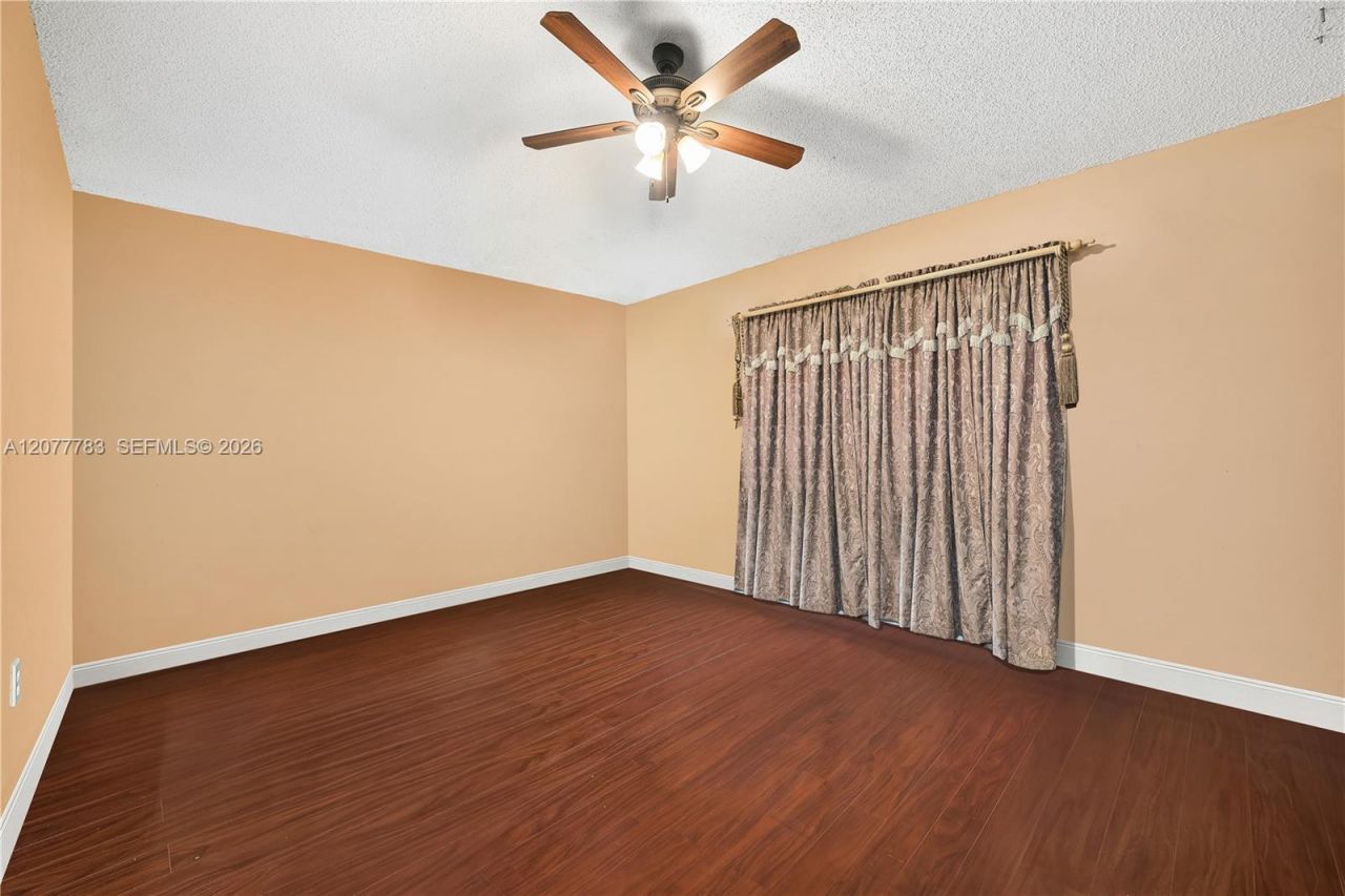 7920 SW 163rd Pl , Miami, FL 33193 Photo