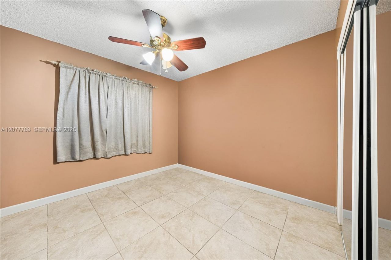 7920 SW 163rd Pl , Miami, FL 33193 Photo