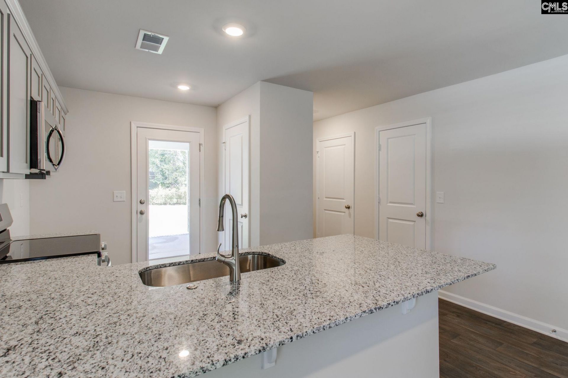 2335 Laurie Street  Photo 10