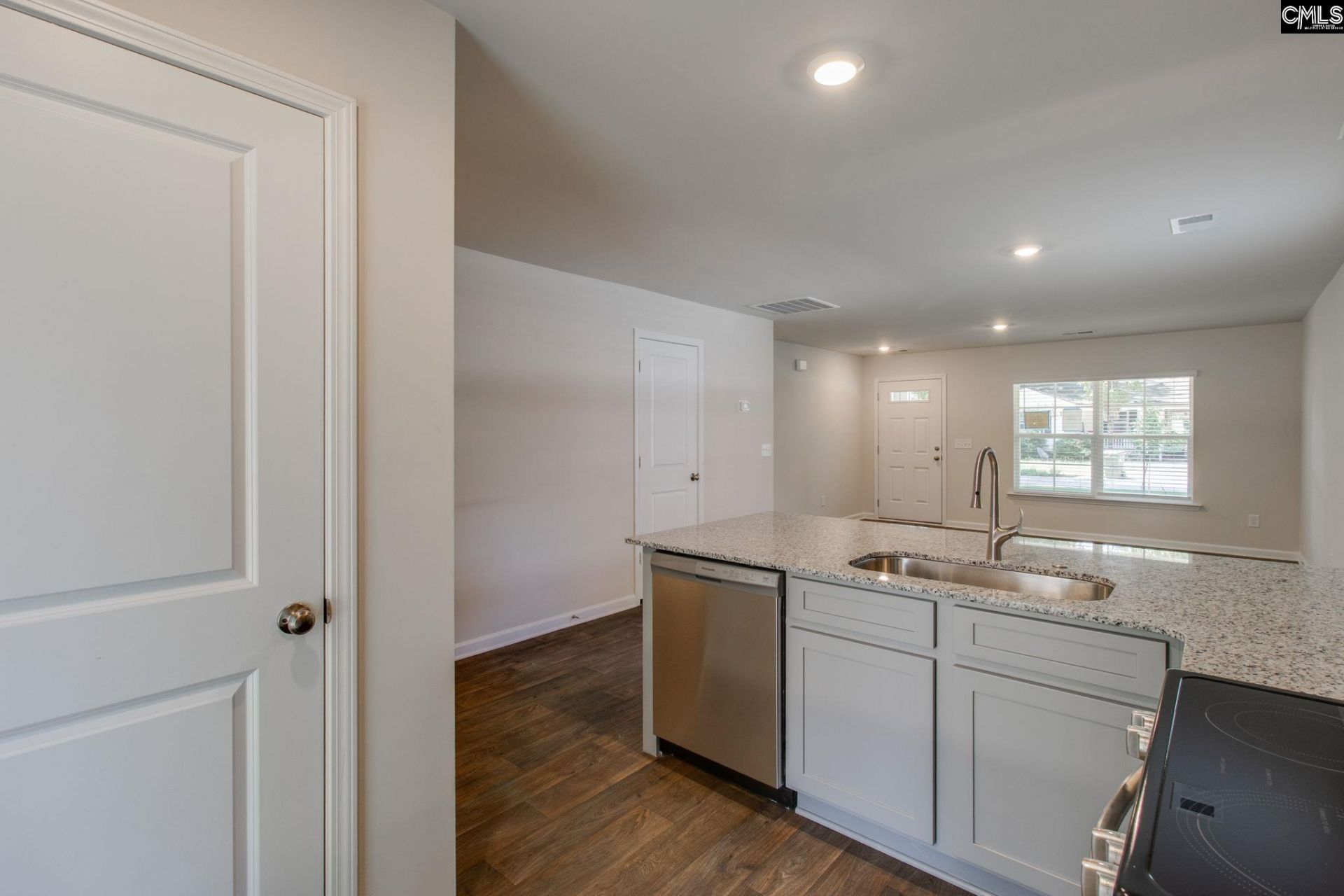 2335 Laurie Street  Photo 11