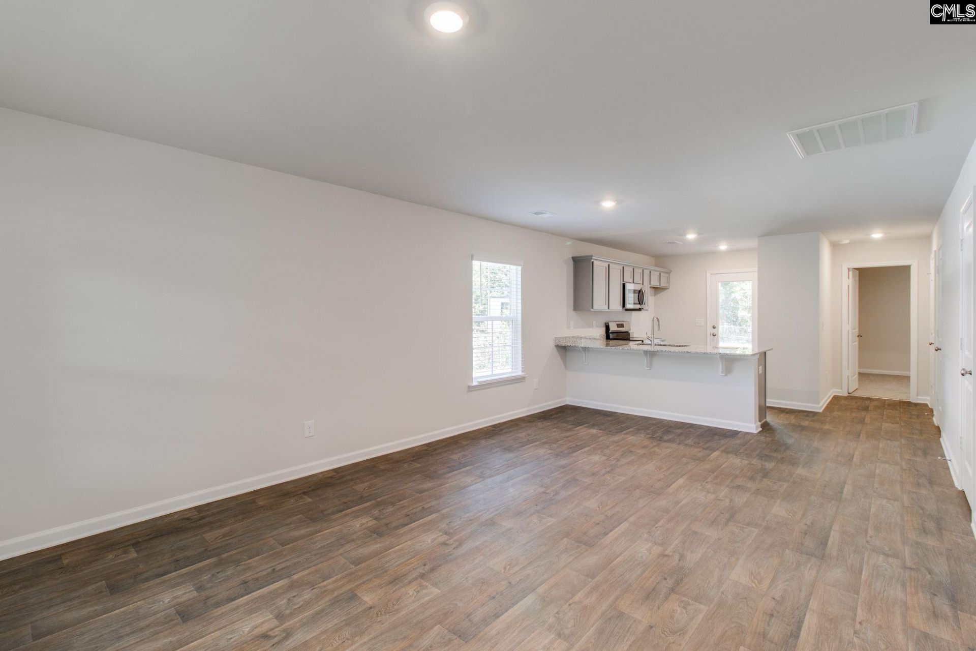 2335 Laurie Street  Photo 5