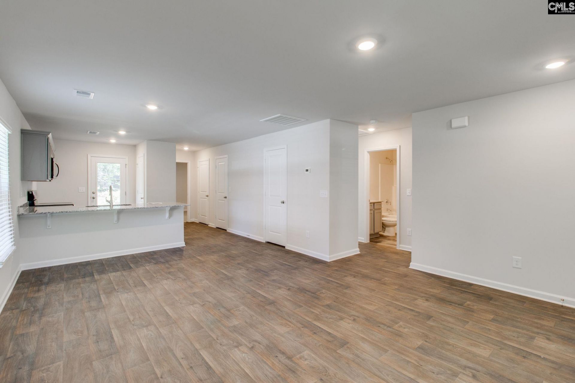 2335 Laurie Street  Photo 6