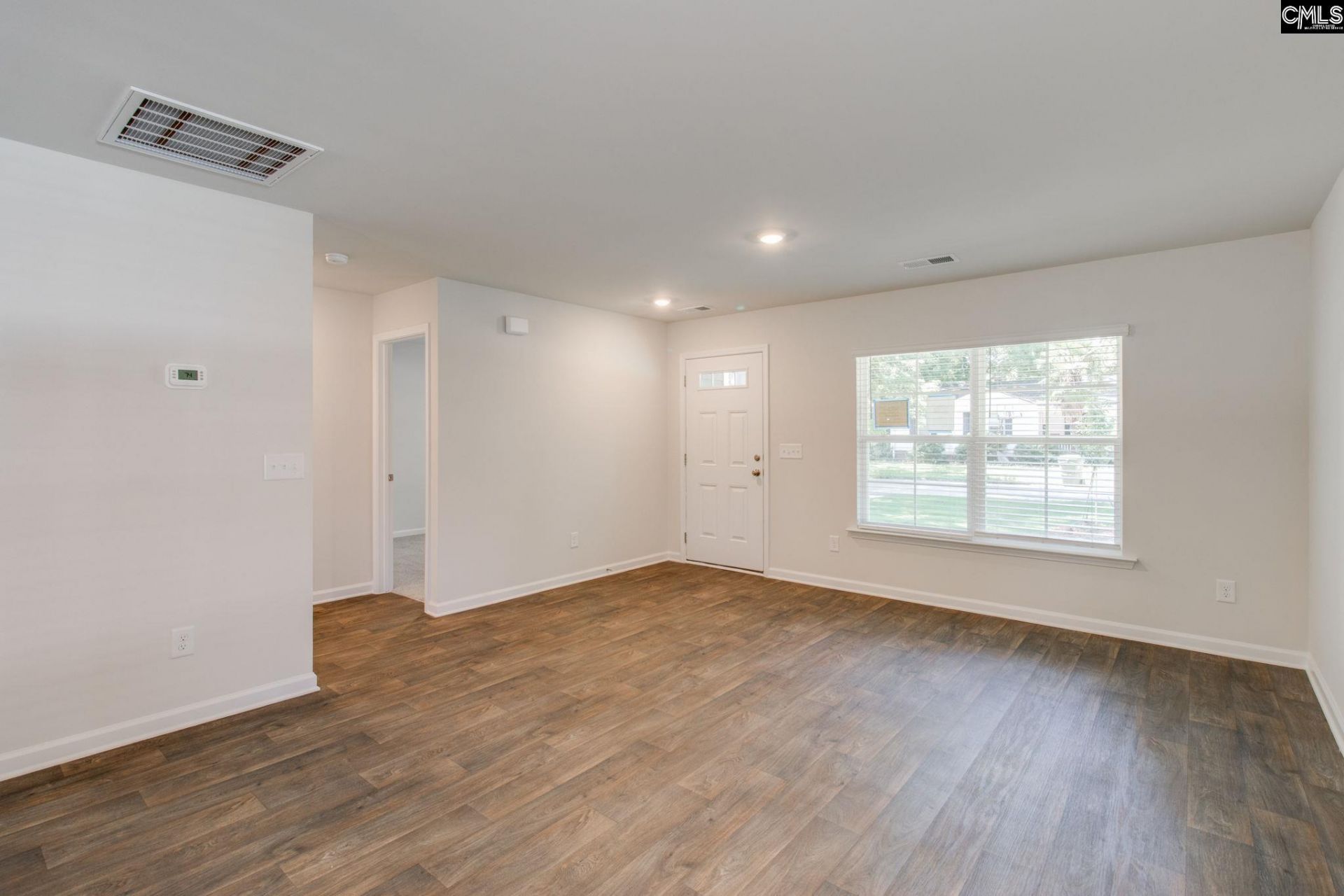 2335 Laurie Street  Photo 7