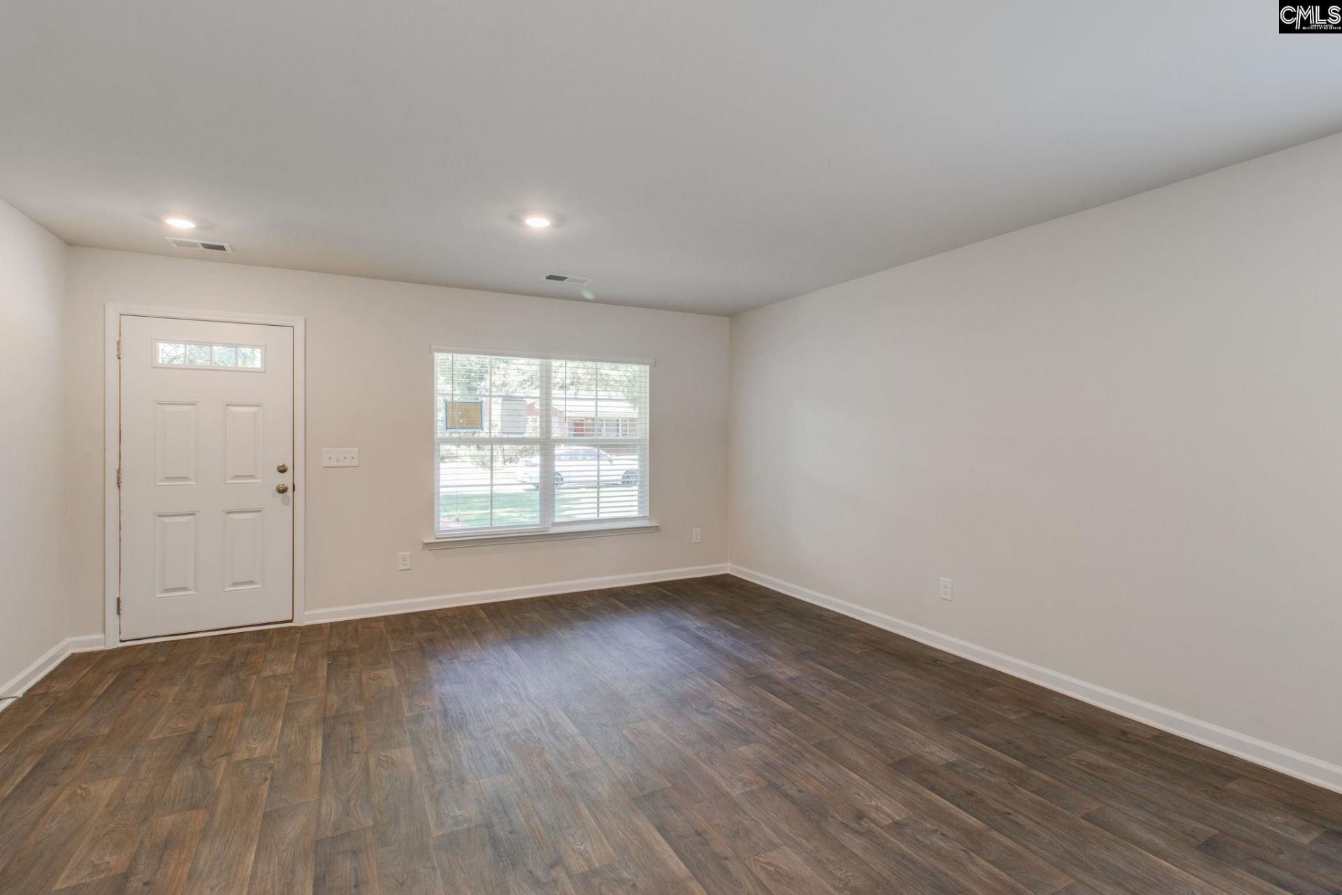 2335 Laurie Street  Photo 8