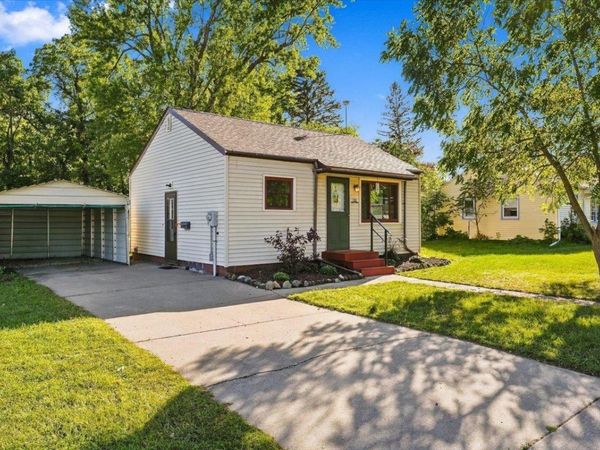 124 W 6th Street, New Richmond, WI 54017
