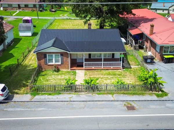 809 East Main Street, Saltville, VA 24370