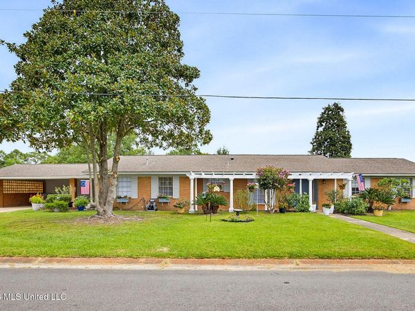100 Pampas Drive, Long Beach, MS 39560
