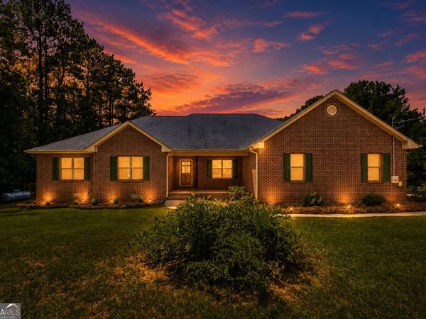 2762 Lester Mill Road, Locust Grove, GA 30248