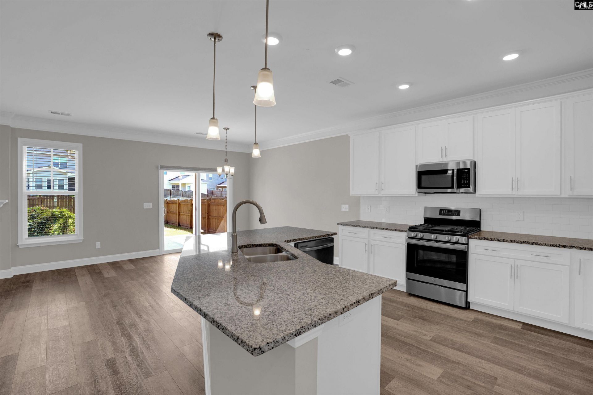 313 Landover Road Photo 7