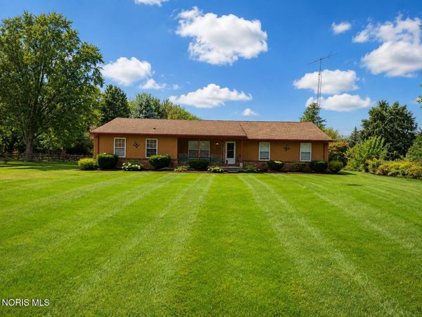 3905 County Road 2, Swanton, OH 43558