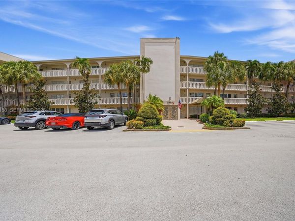 3304 Aruba Way, Unit A2, Coconut Creek, FL 33066