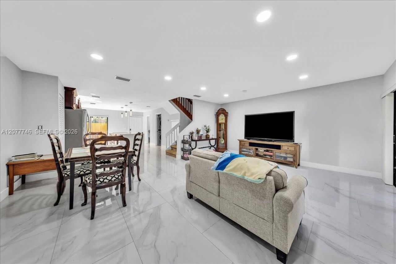 4543 NW 90th Ave , Sunrise, FL 33351 Photo