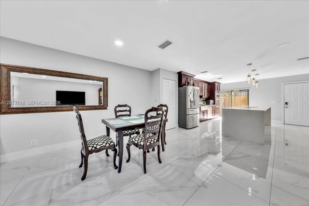 4543 NW 90th Ave , Sunrise, FL 33351 Photo