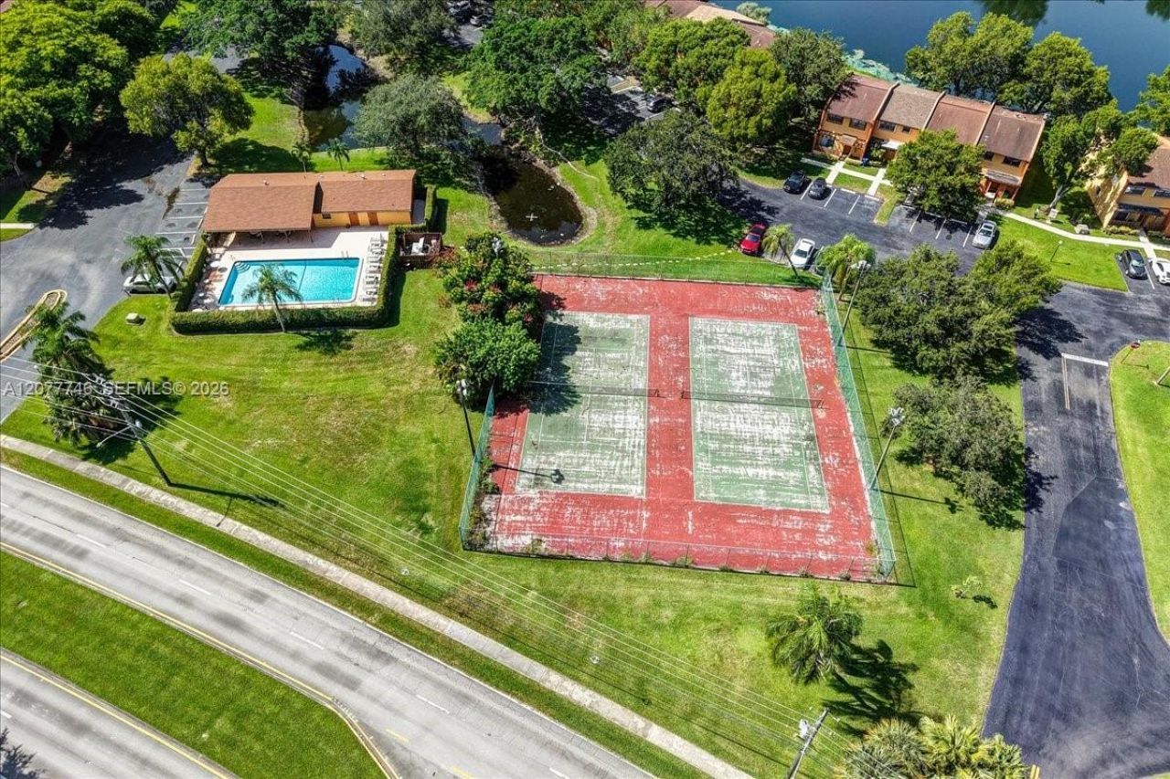 4543 NW 90th Ave , Sunrise, FL 33351 Photo