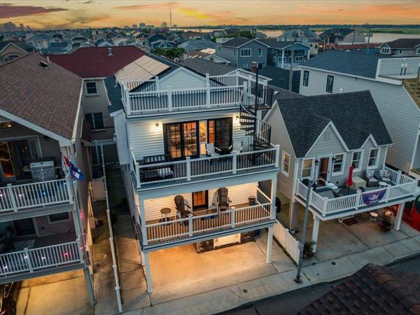 97 Wisconsin Street , Long Beach, NY 11561