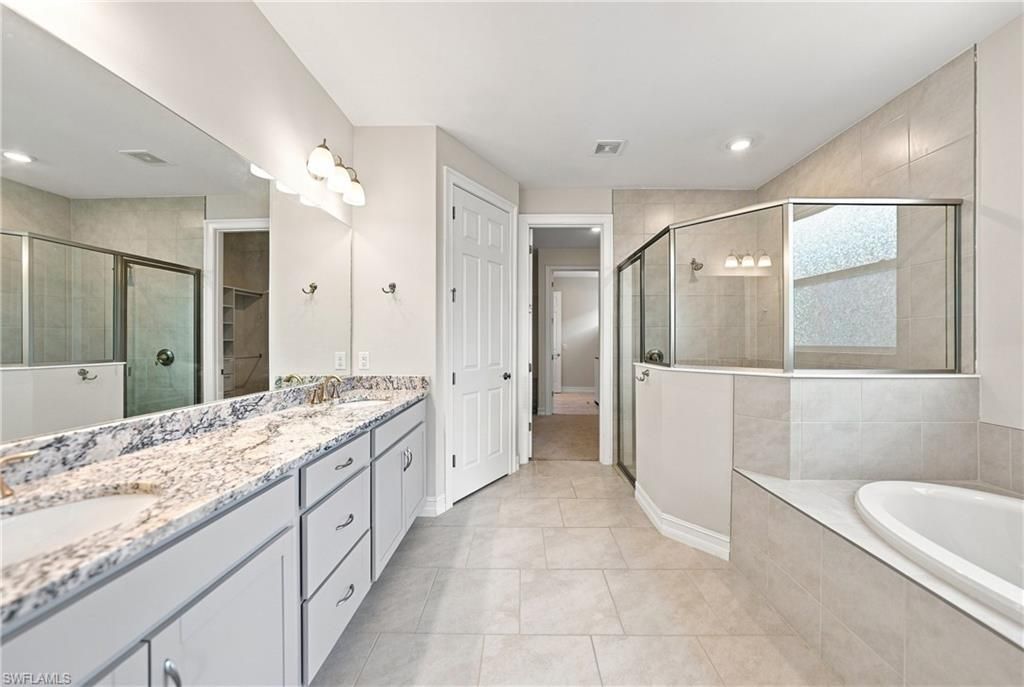 719 Heather Lake Ave , Cape Coral, FL 33993 Photo