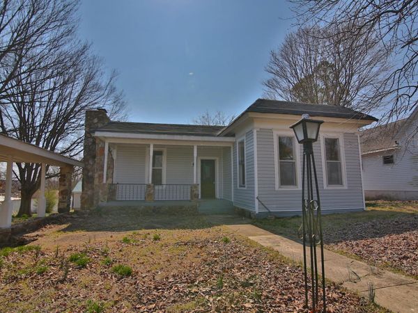 213 Arch Street , Thayer, MO 65791