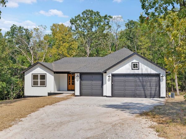 6826 N Farm Road 53 , Walnut Grove, MO 65770