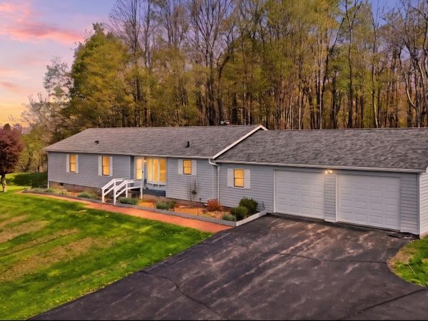 92 Dennis Road, Honesdale, PA 18431