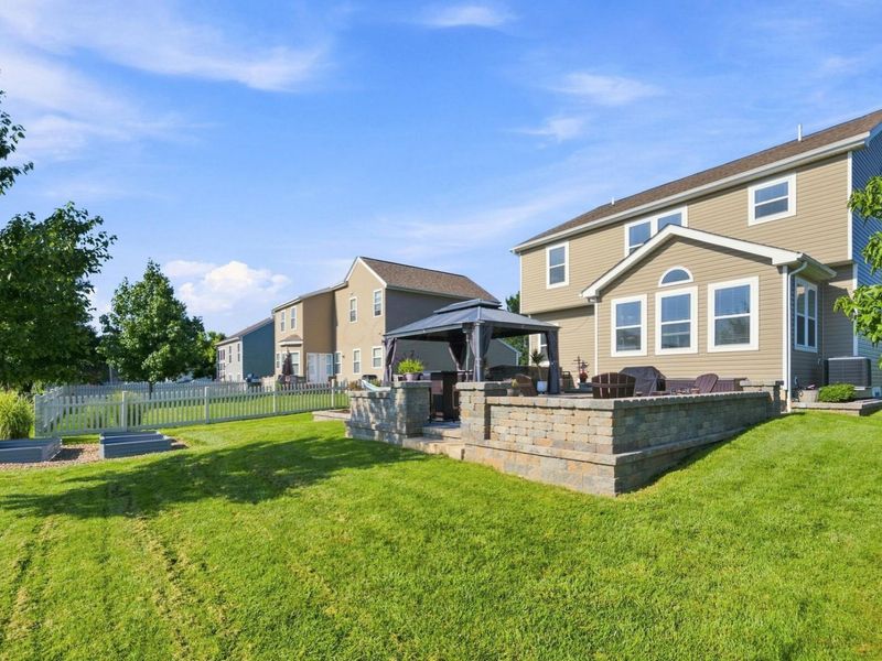 244 White Elm Drive, Delaware, OH 43015 Photo 5