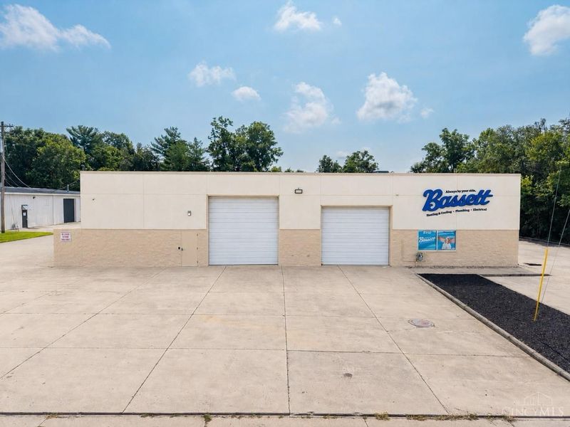 8950 Glendale Milford Road, Symmes Township, OH 45249 Photo 2