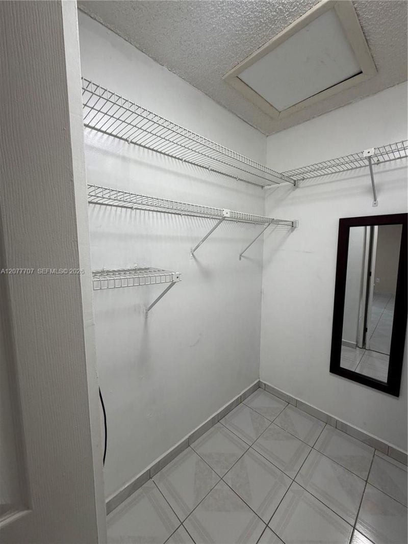 2658 W 74th Ter , Hialeah, FL 33016 Photo