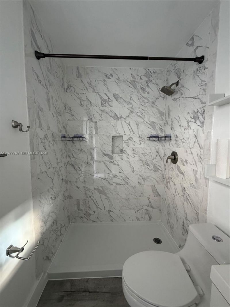 2658 W 74th Ter , Hialeah, FL 33016 Photo