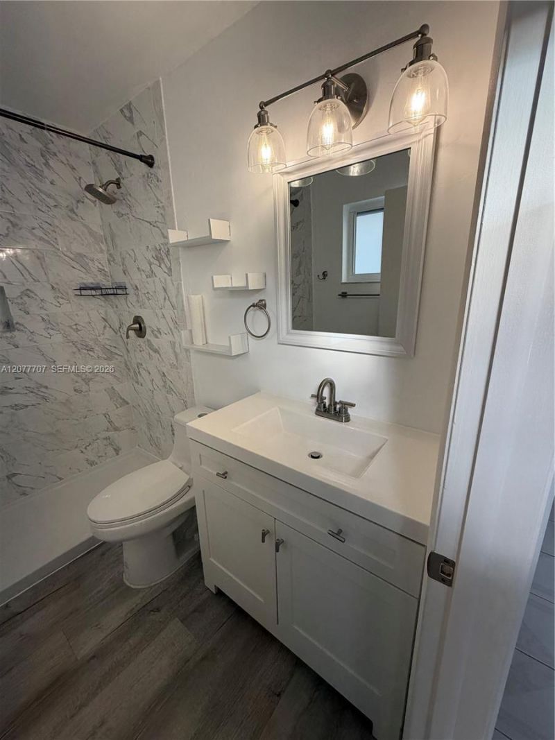 2658 W 74th Ter , Hialeah, FL 33016 Photo