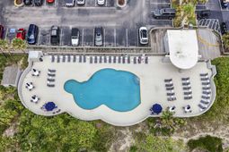 9840 Queensway Blvd. photo 4