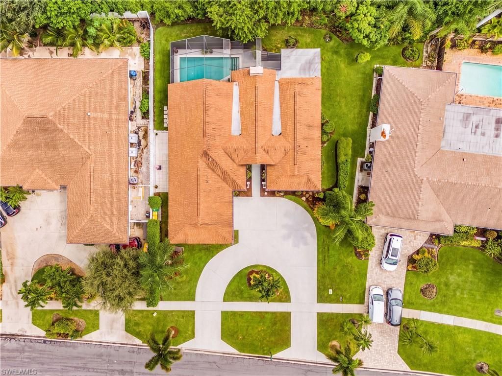 2472 Pine Woods Cir, Unit 17, Naples, FL 34105 Photo