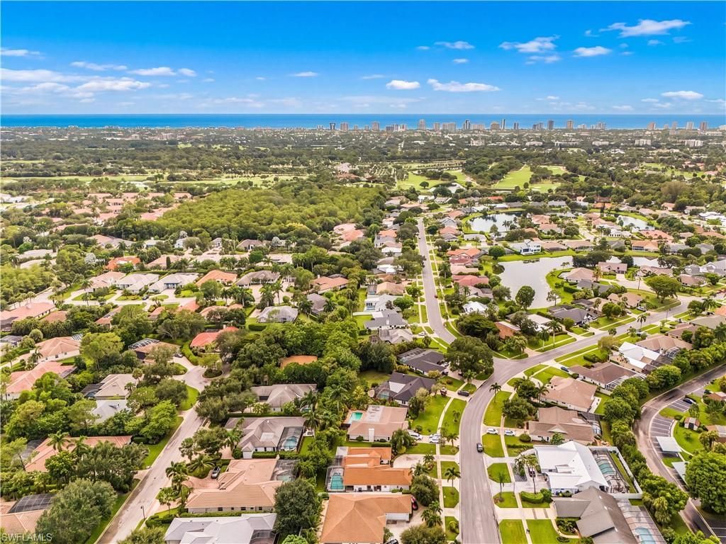2472 Pine Woods Cir, Unit 17, Naples, FL 34105 Photo