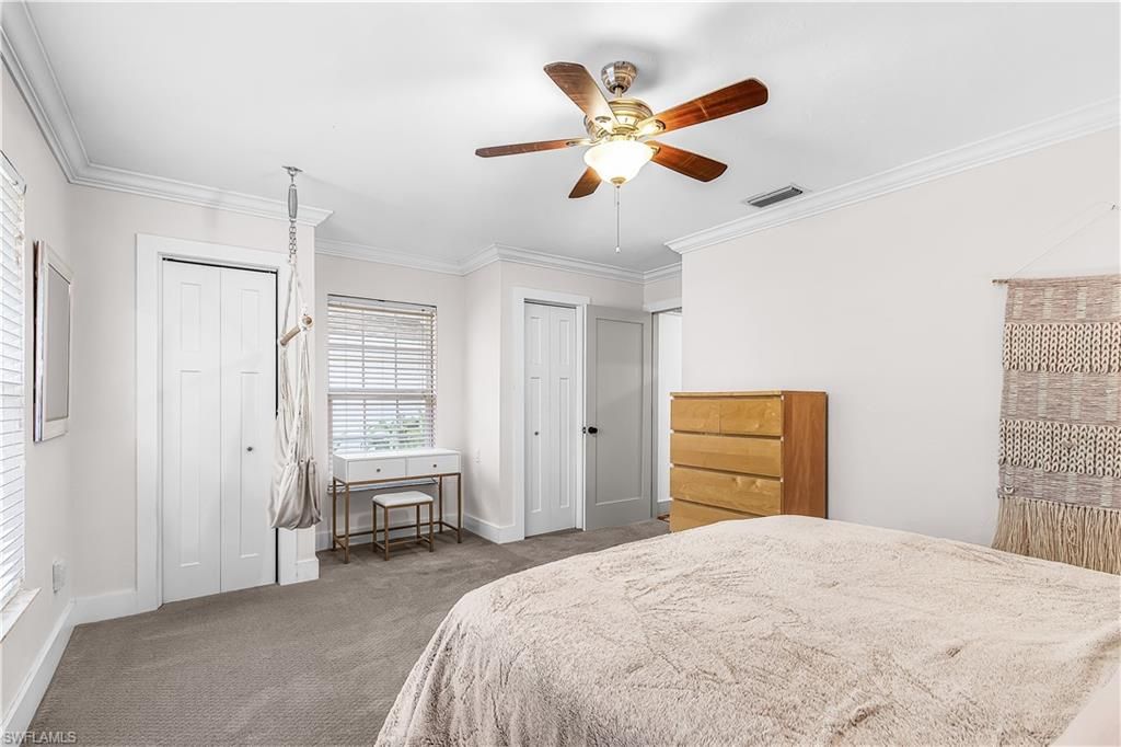 2472 Pine Woods Cir, Unit 17, Naples, FL 34105 Photo