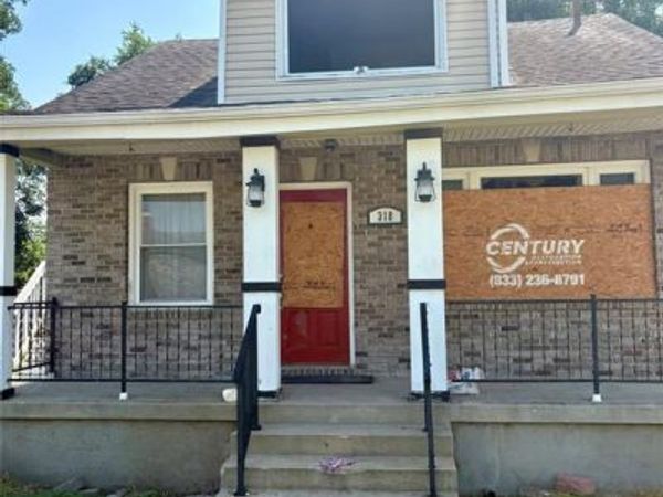 318 Little Broadway Street , St Louis, MO 63125