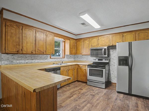 7081 Poplar Corner Road , Bells, TN 38006